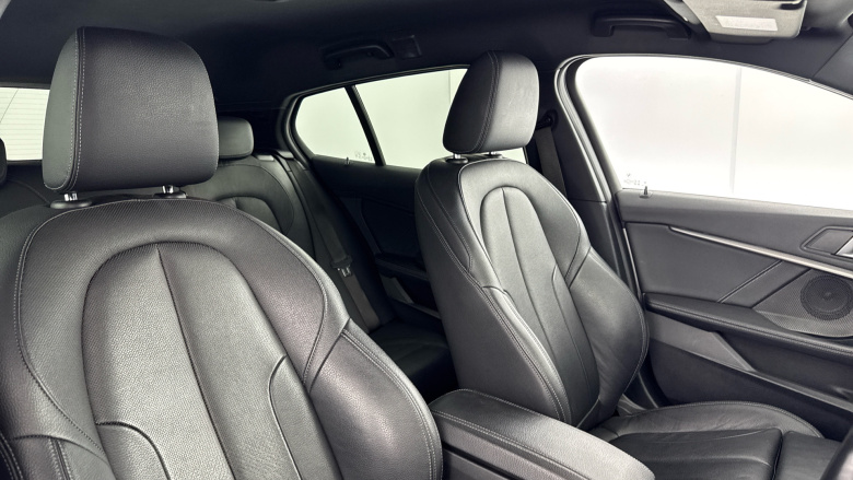 BMW 1 Series 118i [136] M Sport 5dr Step Auto [LCP] Petrol Hatchback